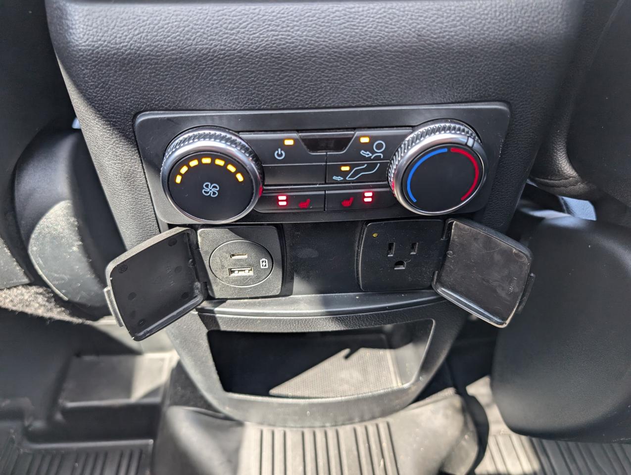 2020 Ford Explorer LIMITED |Accident Free| Cooled Seats | Loaded - Photo #14