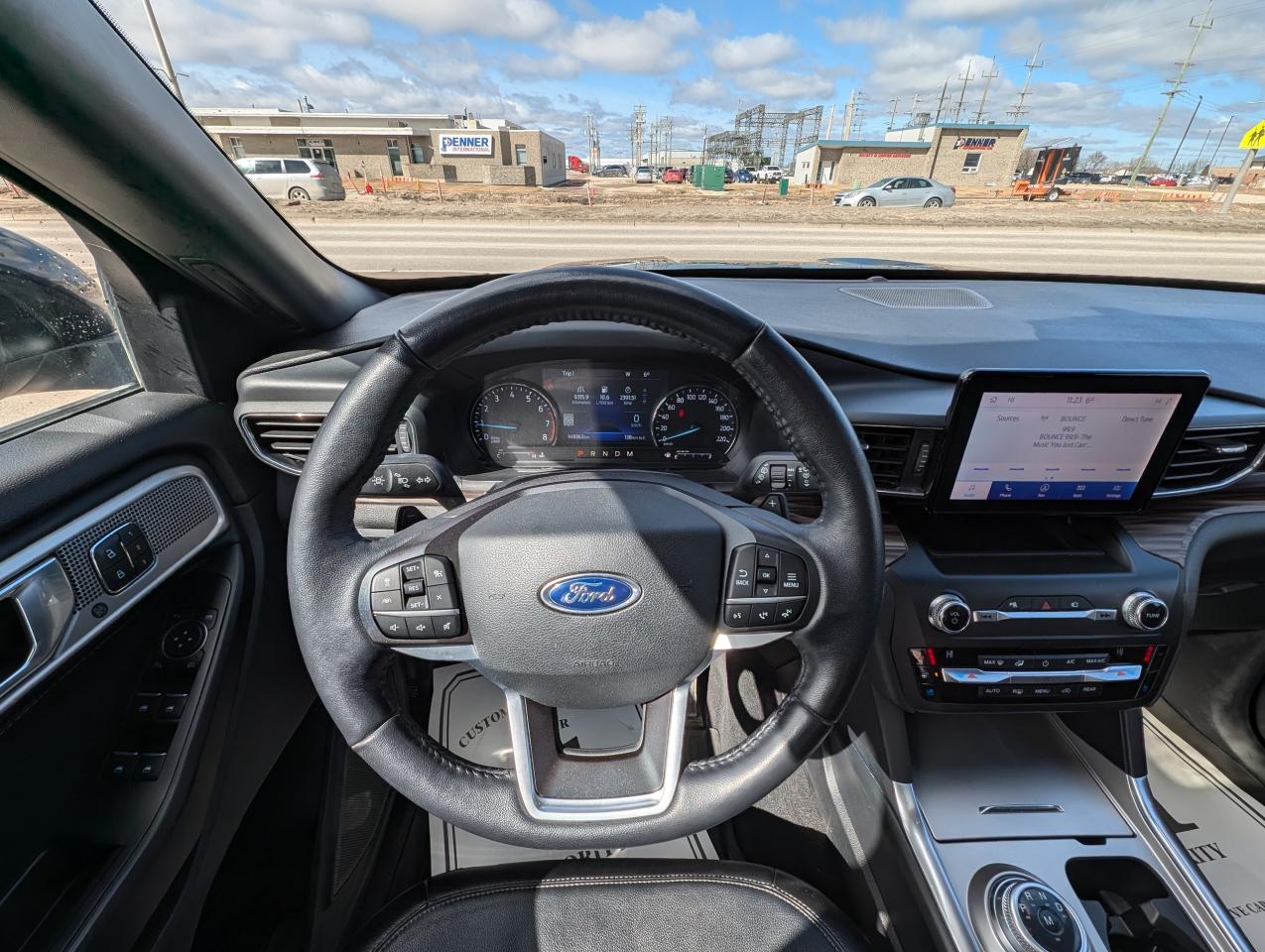 2020 Ford Explorer LIMITED |Accident Free| Cooled Seats | Loaded - Photo #8