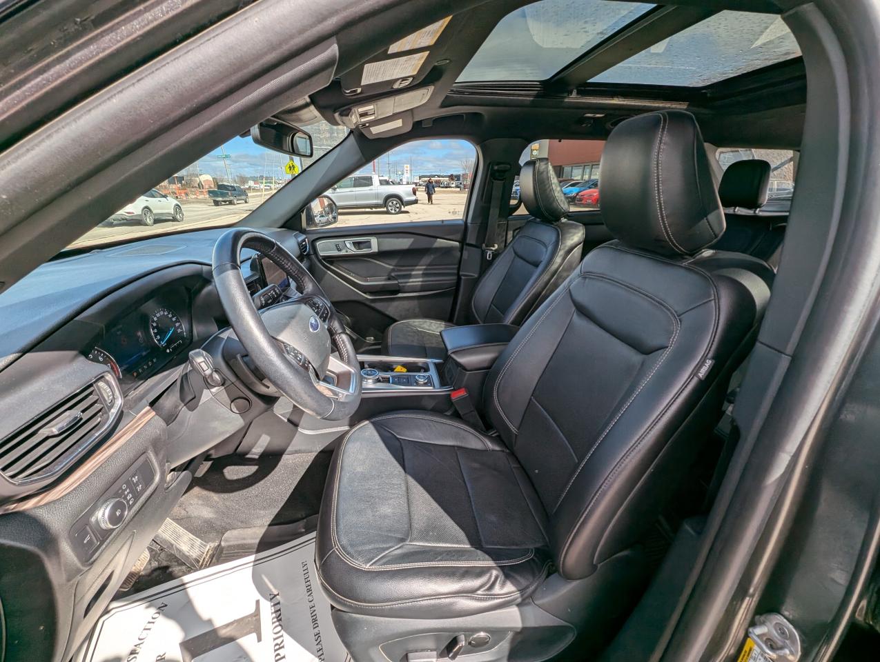 2020 Ford Explorer LIMITED |Accident Free| Cooled Seats | Loaded - Photo #9