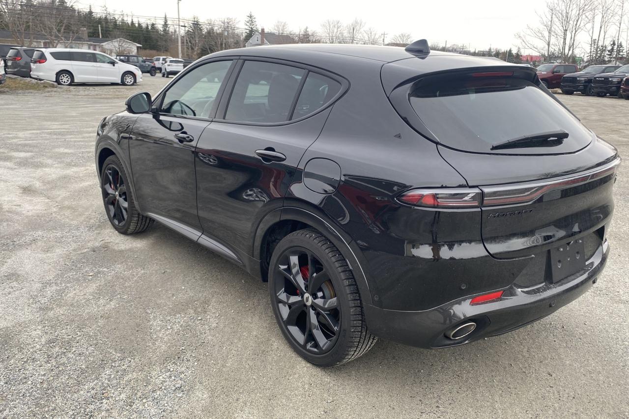 2024 Dodge Hornet R/T Photo10