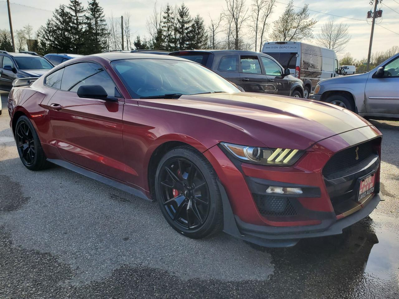 2017 Ford Mustang  - Photo #4
