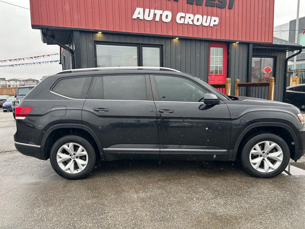 2018 Volkswagen Atlas Highline 3.6 FSI 4MOTION - Photo #2