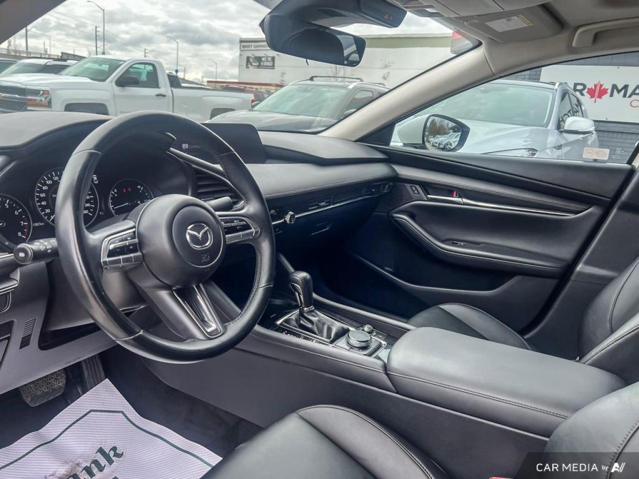 2021 Mazda MAZDA3 GS / i-ACTIV AWD / ROOF / LEATHER / ALLOYS - Photo #9