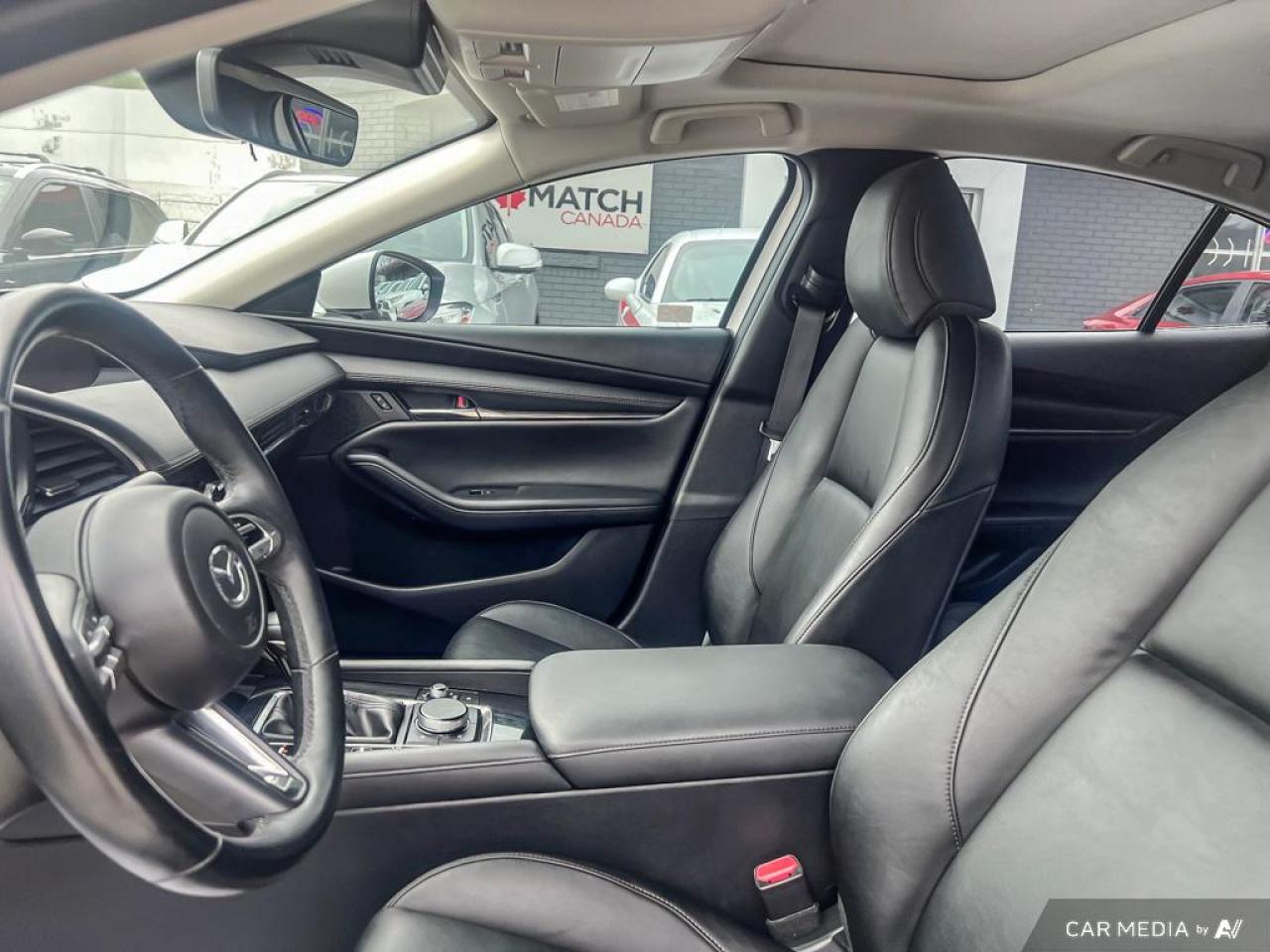 2021 Mazda MAZDA3 GS / i-ACTIV AWD / ROOF / LEATHER / ALLOYS - Photo #10