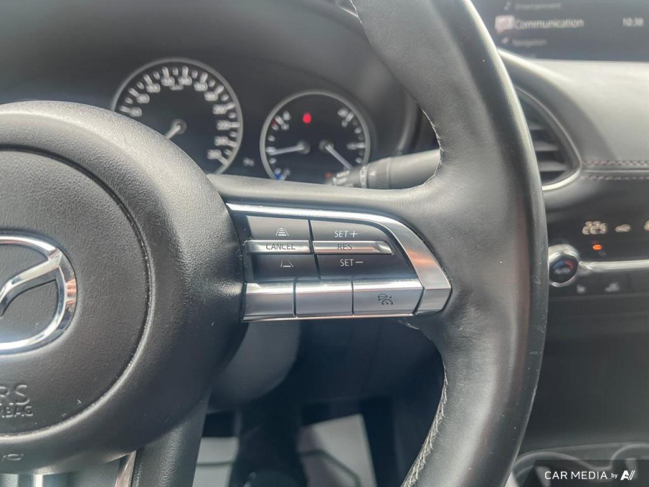 2021 Mazda MAZDA3 GS / i-ACTIV AWD / ROOF / LEATHER / ALLOYS - Photo #21