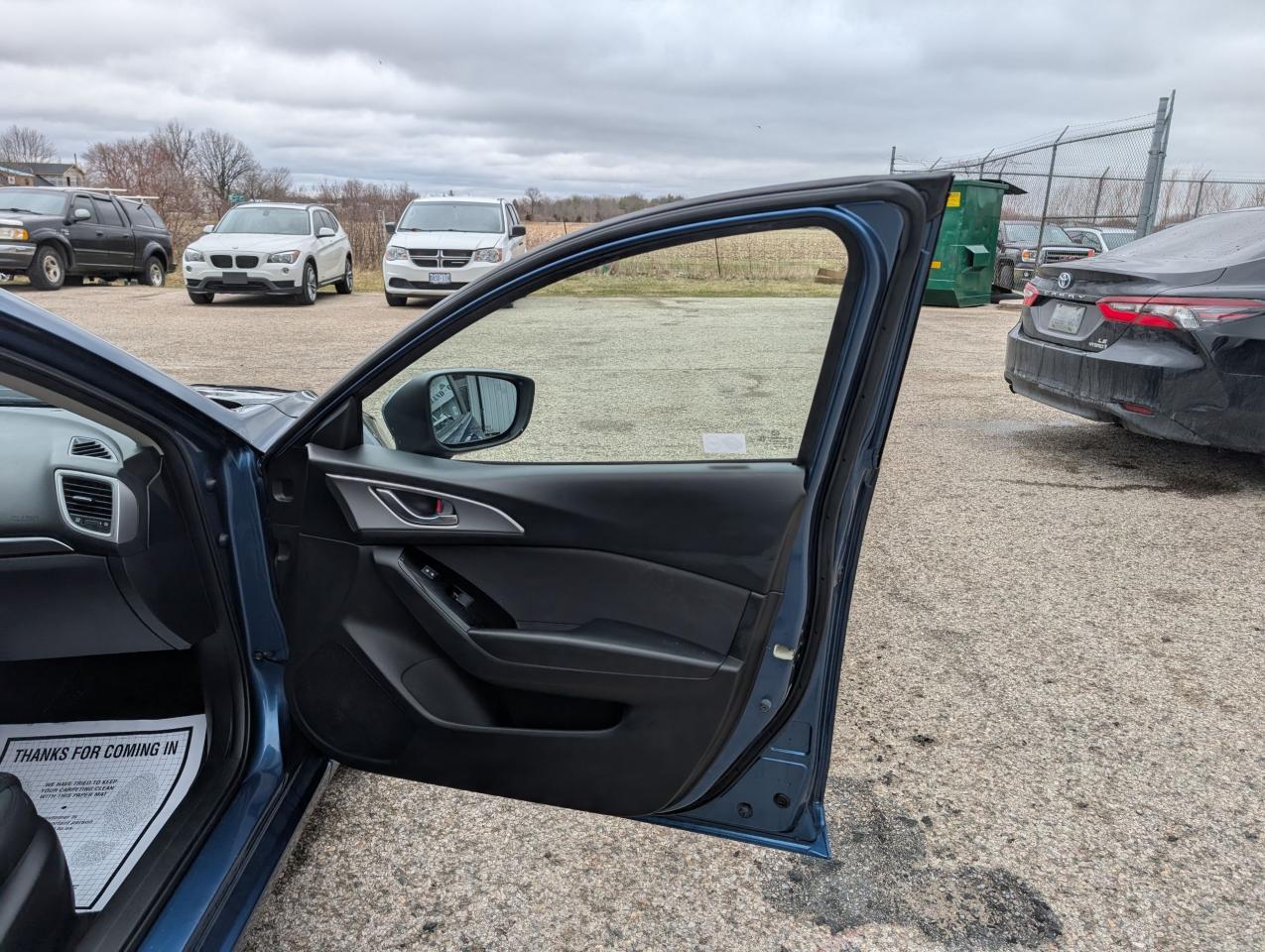 2018 Mazda MAZDA3  - Photo #22