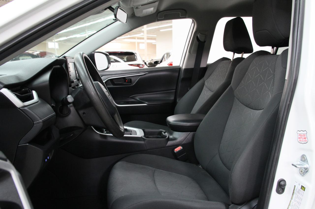 2022 Toyota RAV4 LE | AWD | ACC | LaneDep | Heated Seats | CarPlay