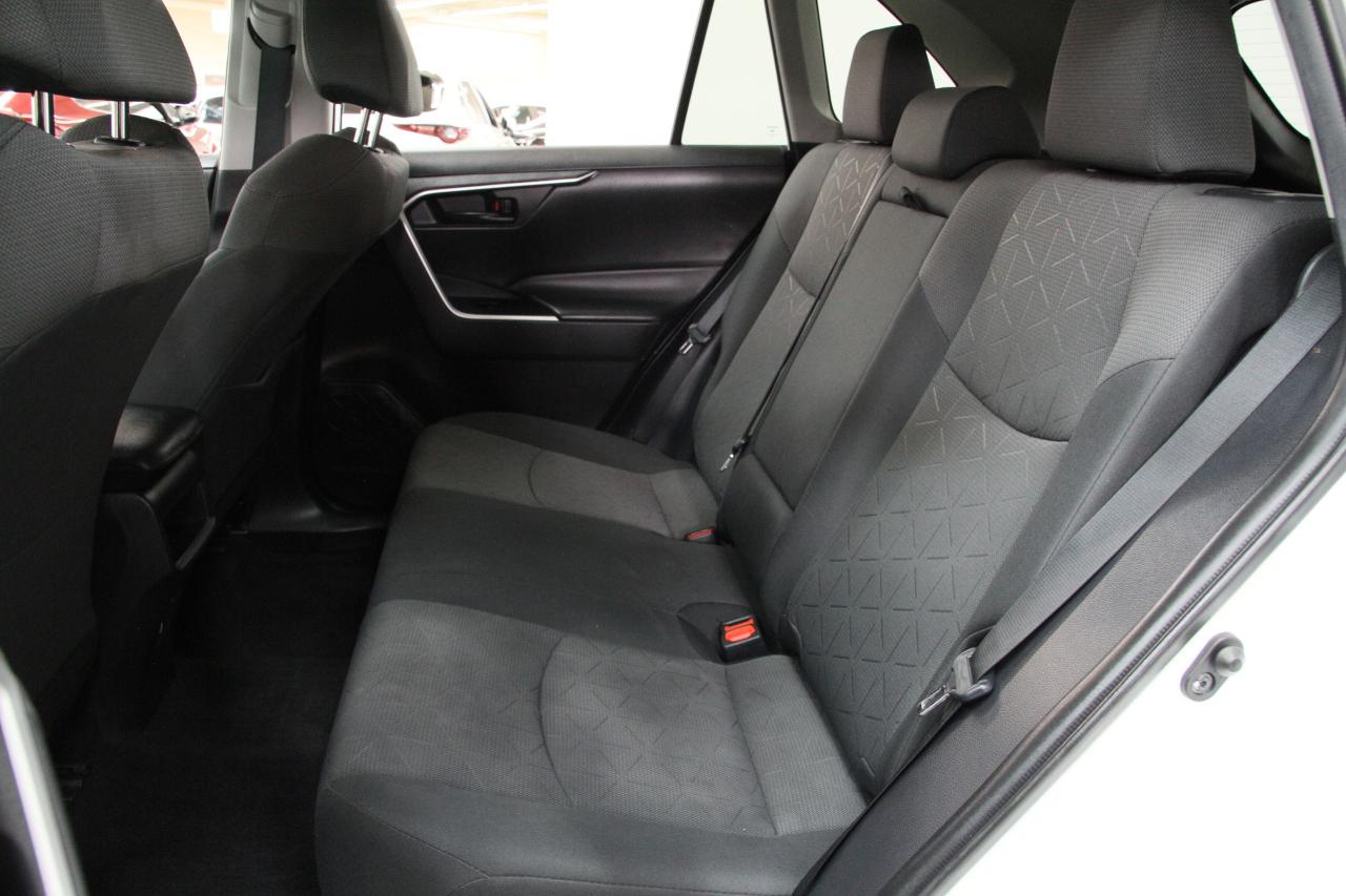 2022 Toyota RAV4 LE | AWD | ACC | LaneDep | Heated Seats | CarPlay