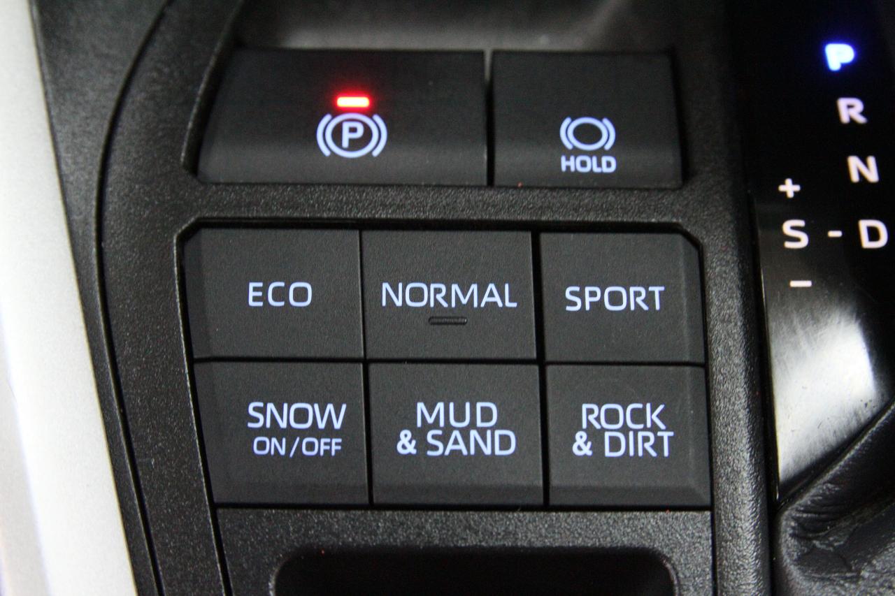2022 Toyota RAV4 LE | AWD | ACC | LaneDep | Heated Seats | CarPlay
