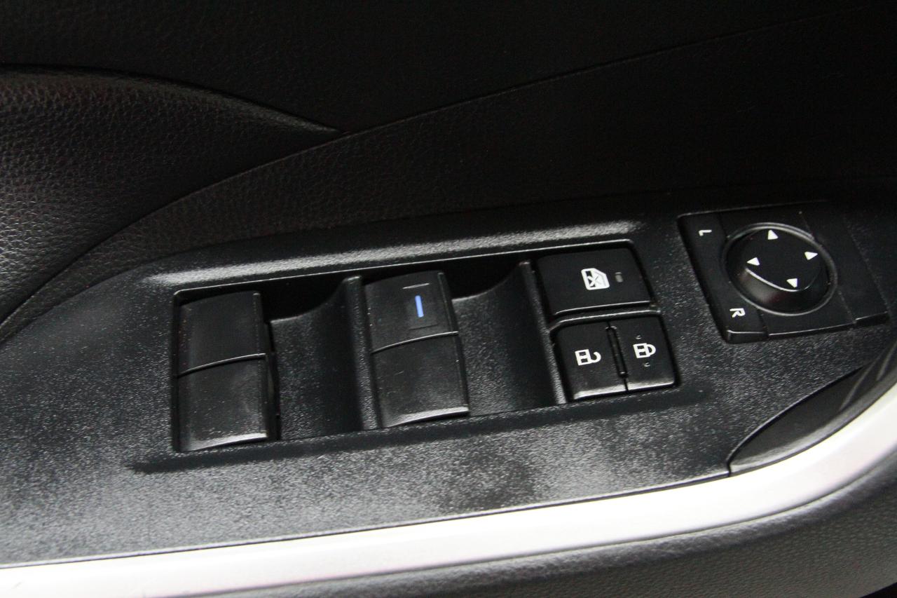 2022 Toyota RAV4 LE | AWD | ACC | LaneDep | Heated Seats | CarPlay