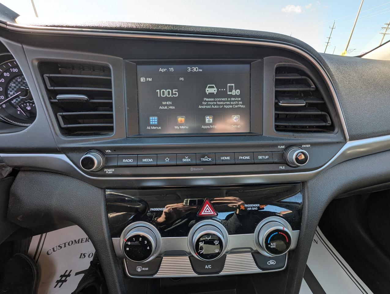 2019 Hyundai Elantra Preferred | No Accidents | Apple CarPlay - Photo #11