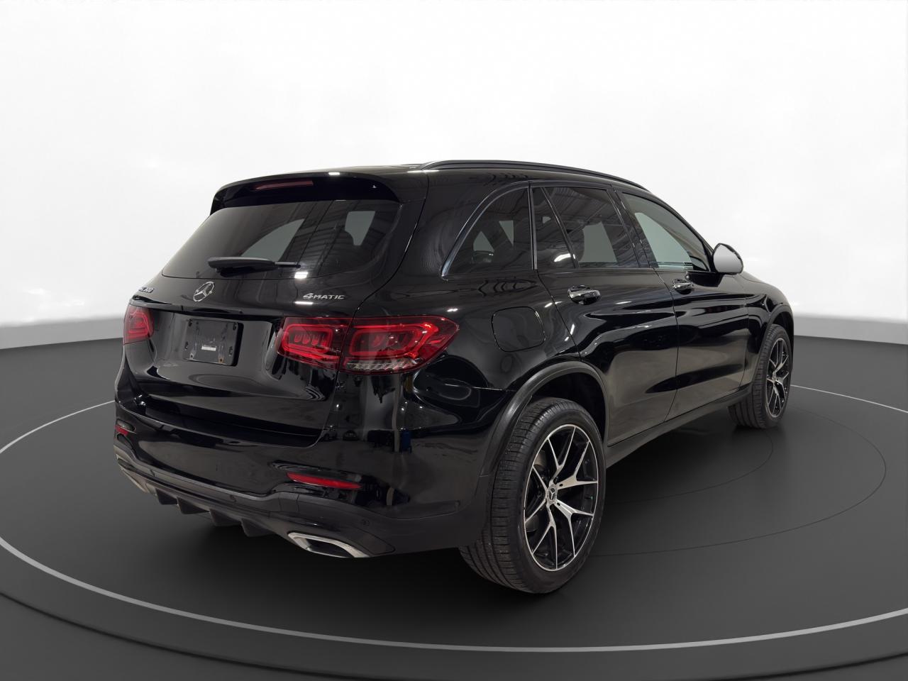 2022 Mercedes-Benz GLC 300 GLC300 4MATIC - Photo #7