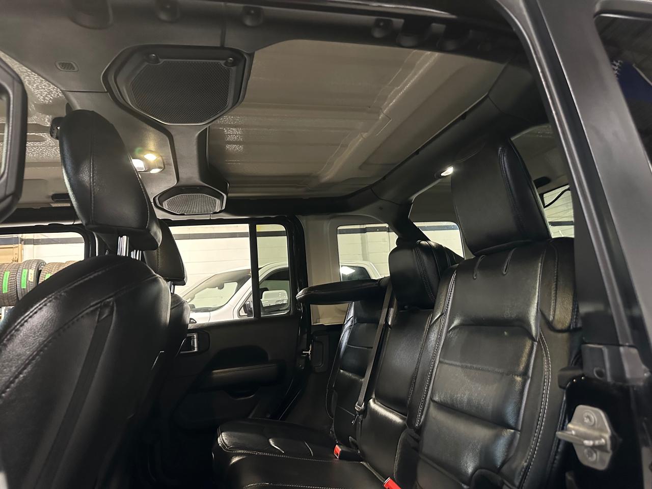 2019 Jeep Wrangler Sahara 4X4 UNLIMITED | LEATHER | BACK UP CAM - Photo #34