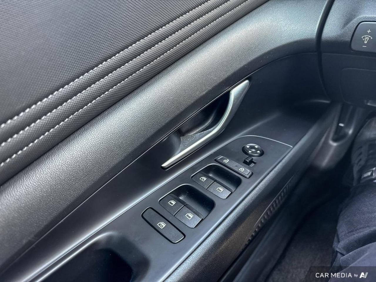 2021 Hyundai Elantra PREFERRED / HTD SEATS / REVERSE CAM / AUTO - Photo #13
