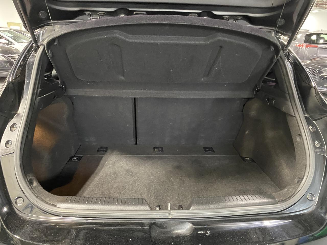 2016 Hyundai Elantra GT GLS - Photo #14