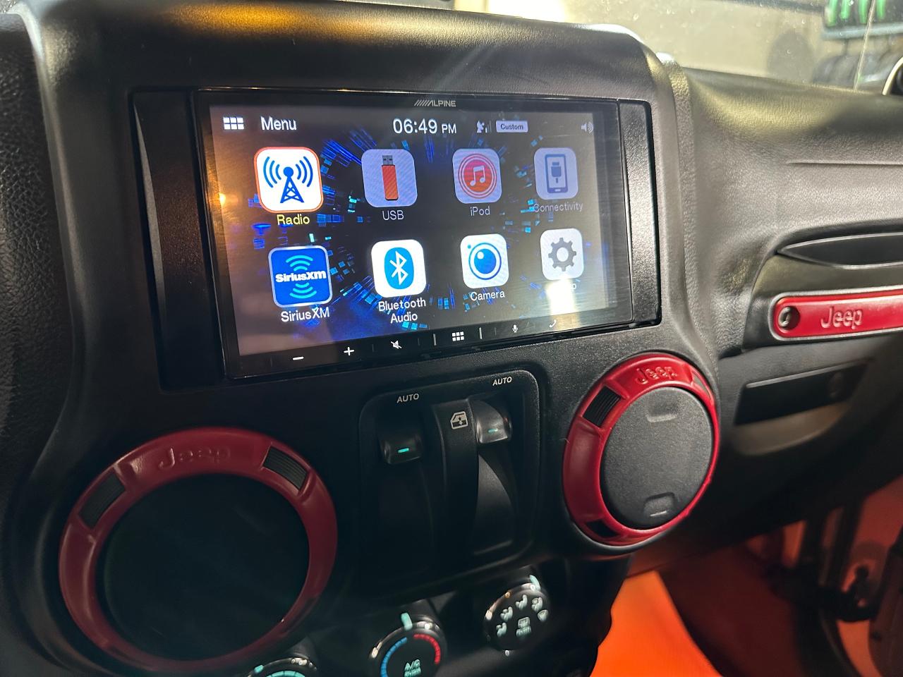 2014 Jeep Wrangler SAHARA | 2 DR | LEATHER HEATED SEATS - Photo #25
