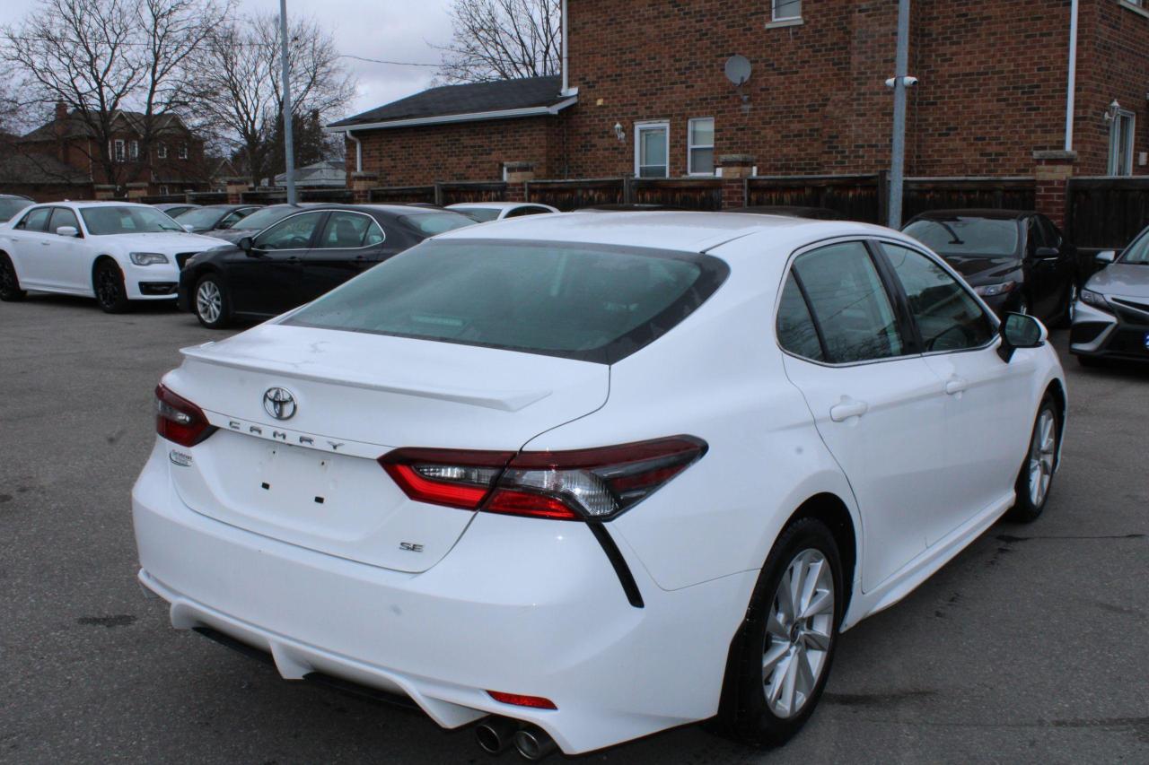 2022 Toyota Camry SE Auto - Photo #7