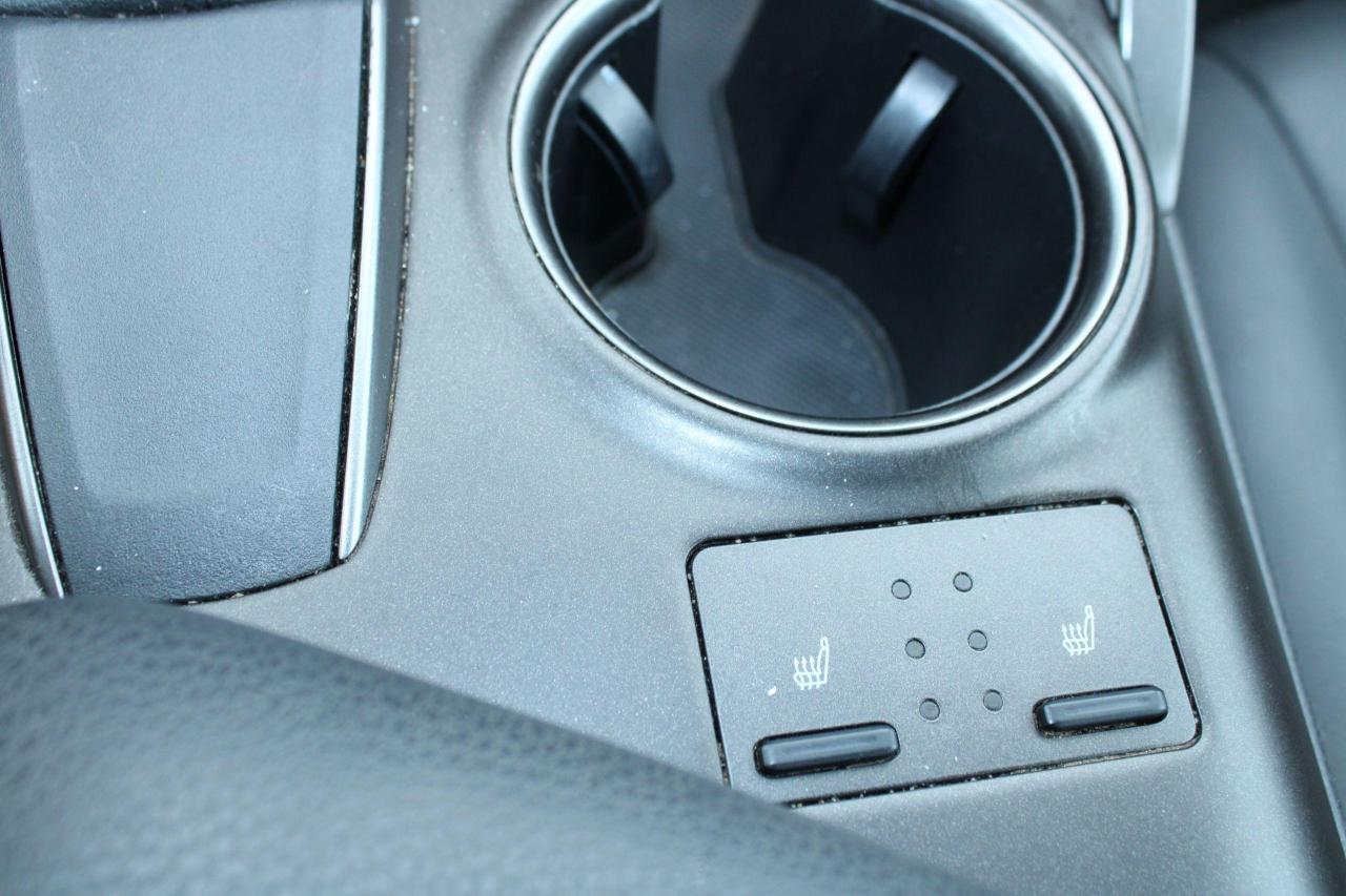 2022 Toyota Camry SE Auto - Photo #12