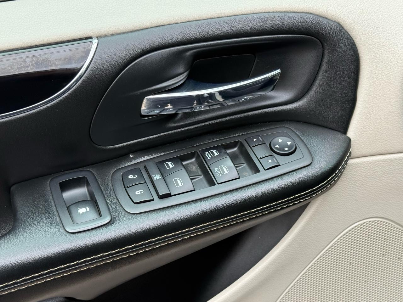 2018 Dodge Grand Caravan SXT Premium Plus DVD|BACKUP|POWER DOORS - Photo #18