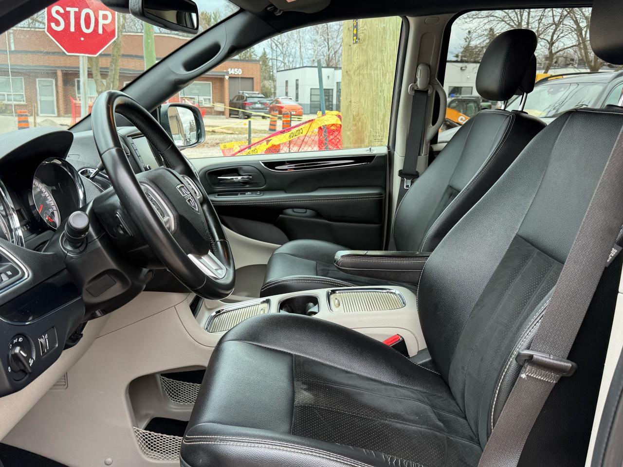 2018 Dodge Grand Caravan SXT Premium Plus DVD|BACKUP|POWER DOORS - Photo #5