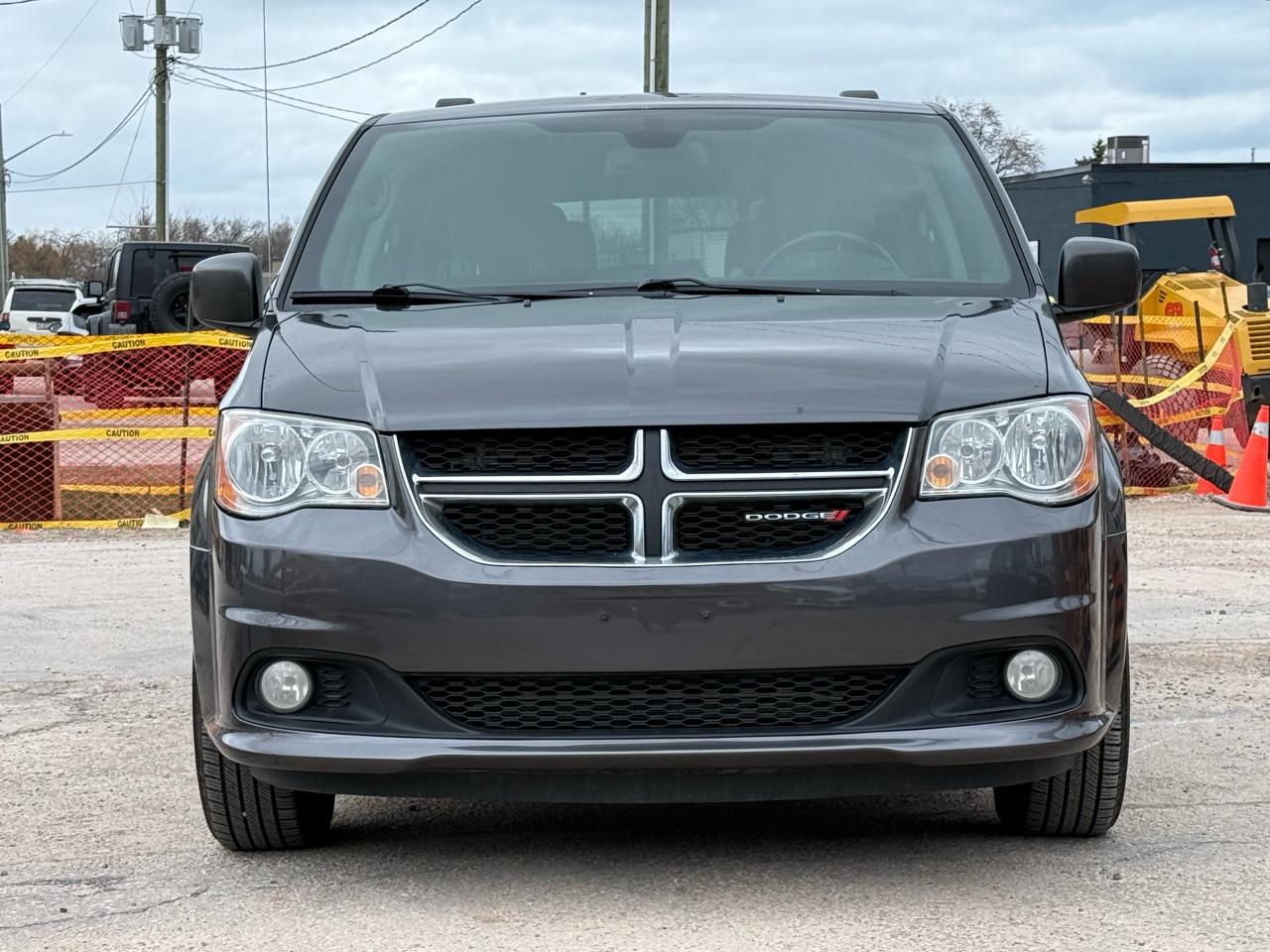 2018 Dodge Grand Caravan SXT Premium Plus DVD|BACKUP|POWER DOORS - Photo #2