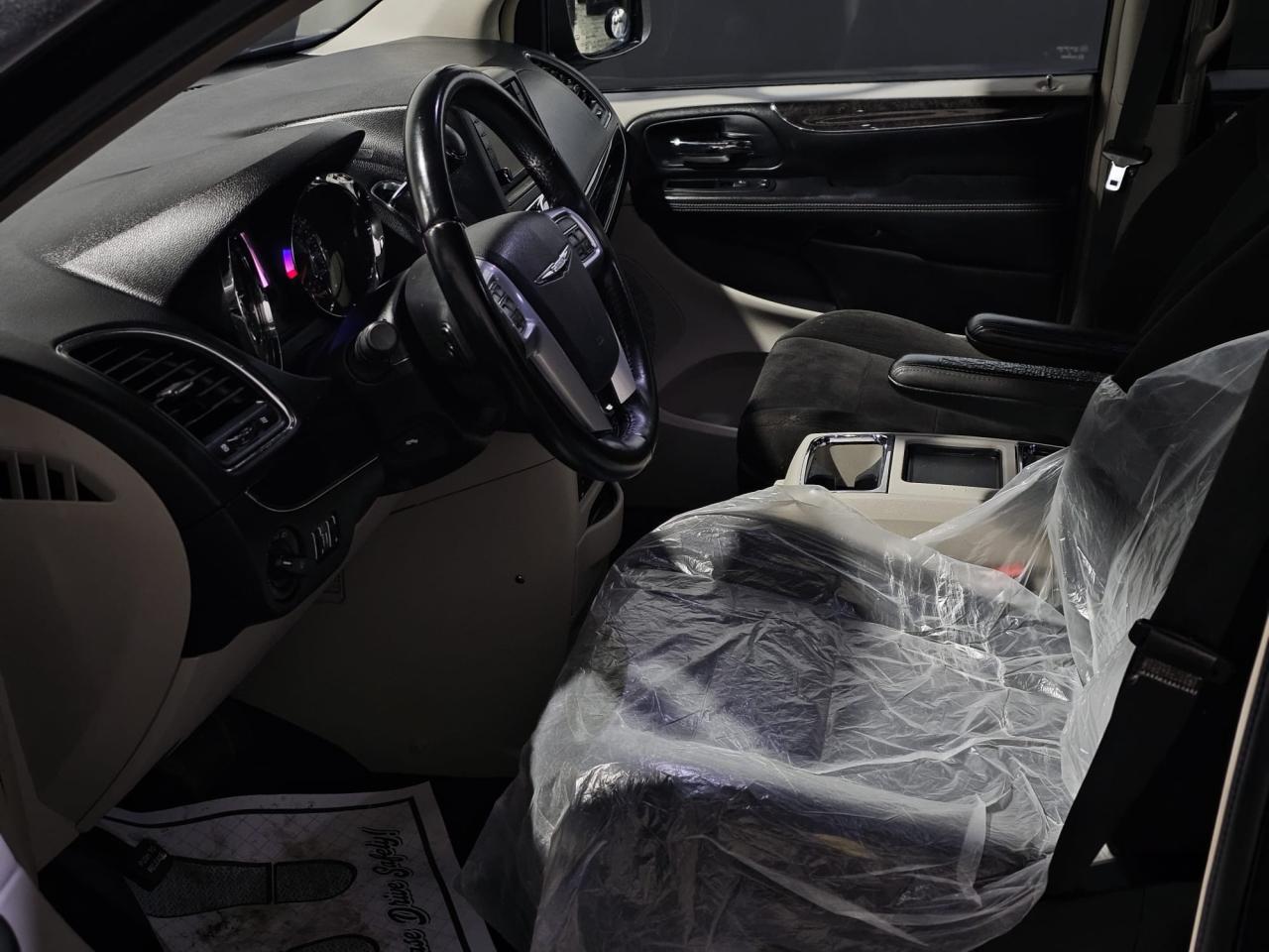 2012 Chrysler Town & Country 4DR WGN TOURING - Photo #9