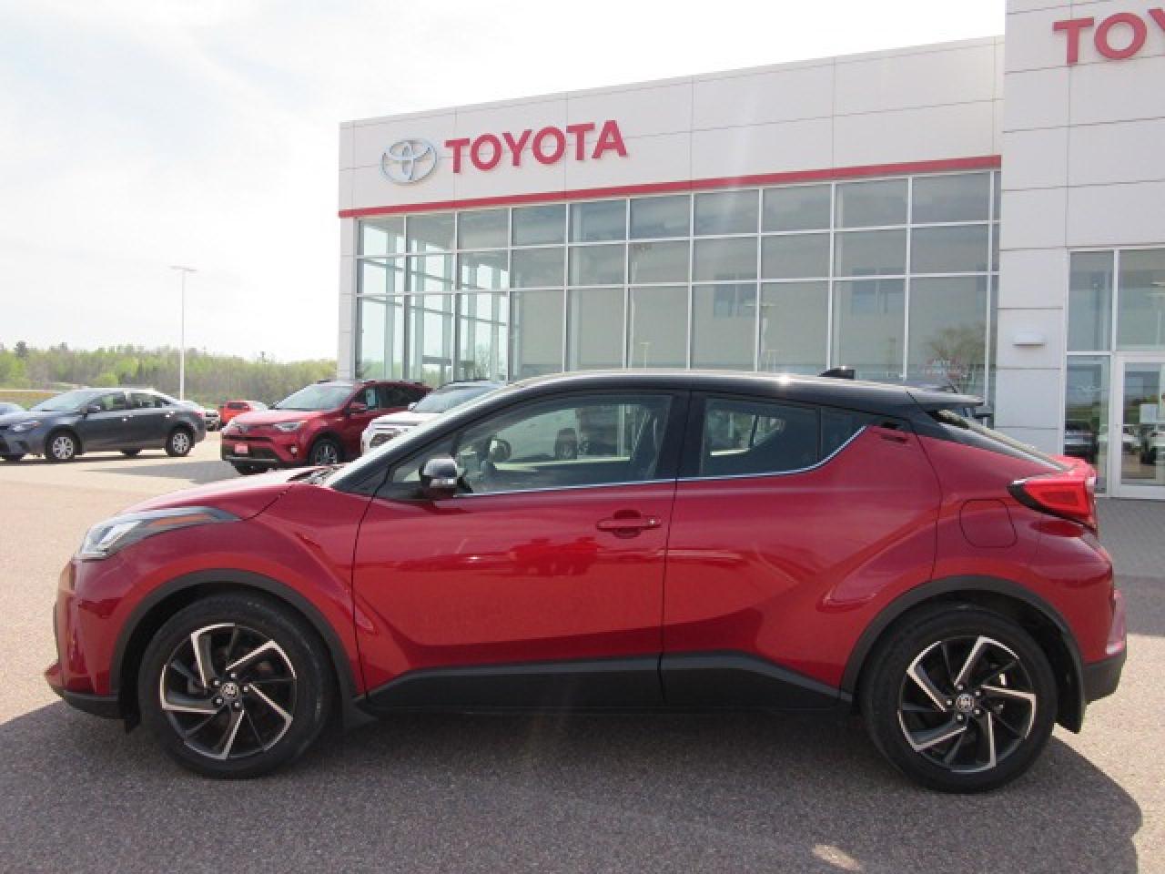 2021 Toyota C-HR Limited Photo1