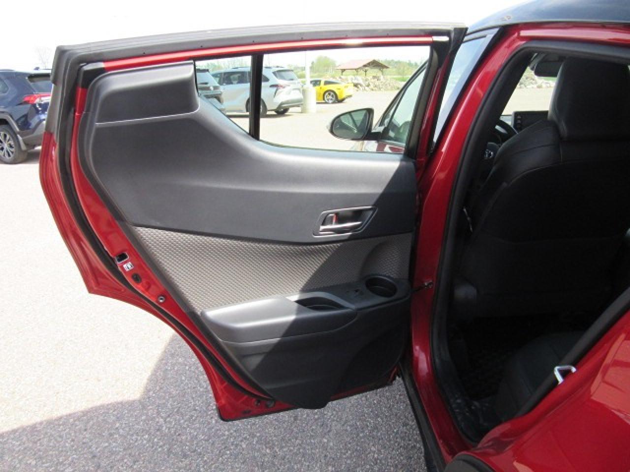 2021 Toyota C-HR Limited Photo