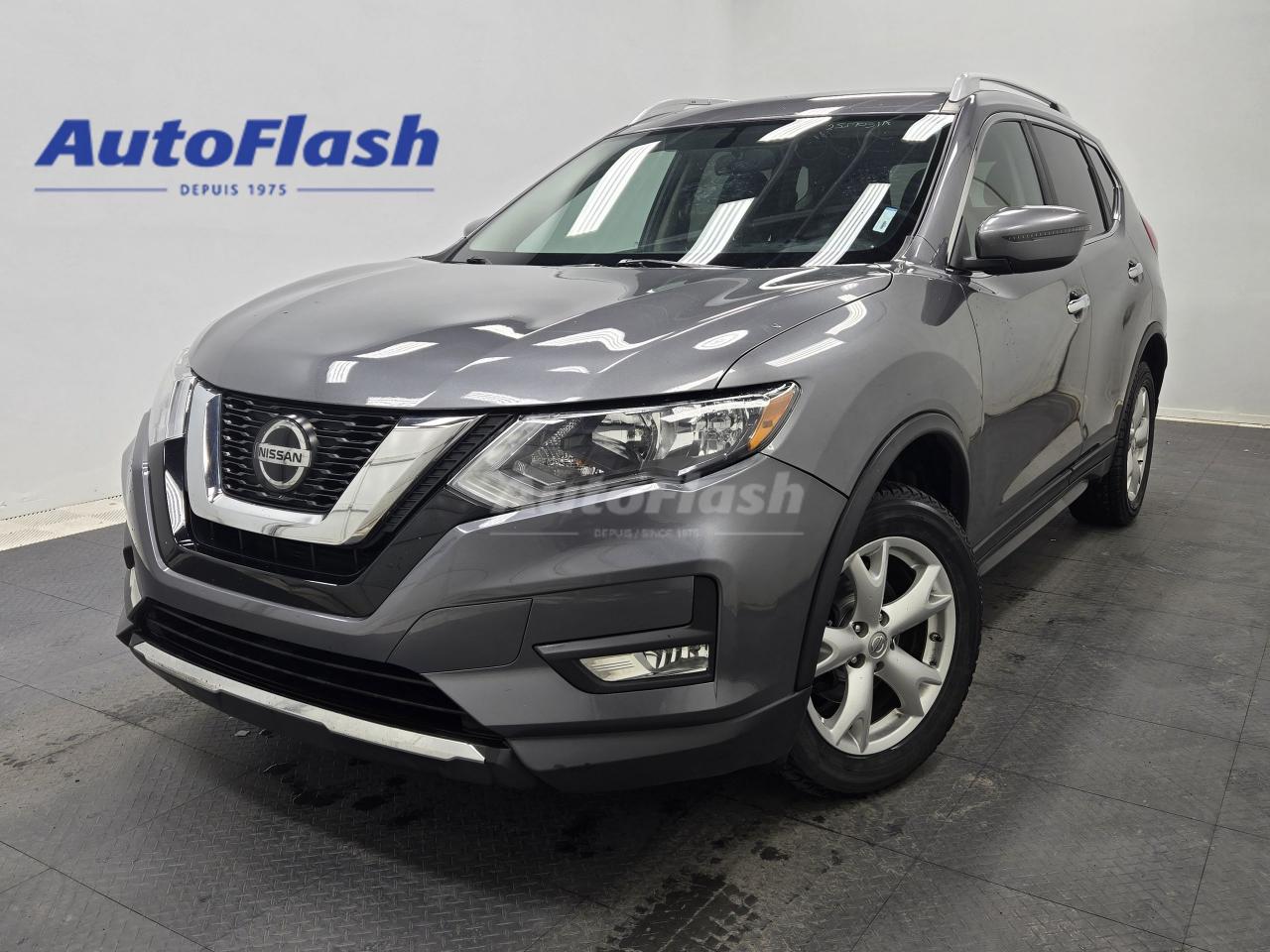 Used 2018 Nissan Rogue SV AWD, CAMERA, ASSISTANCE CONDUITE, for sale in Saint-Hubert, QC