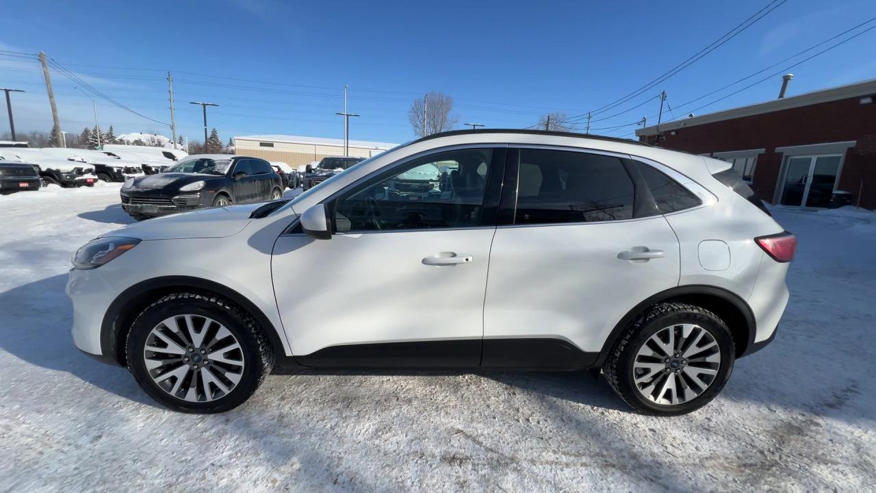 2022 Ford Escape TITANUM AWD | 250HP ECOBOOST | HTD LEATHER | NAV Photo