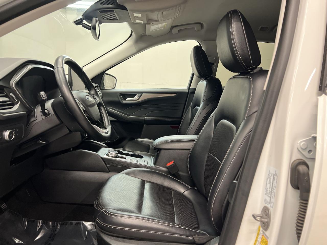 2022 Ford Escape TITANUM AWD | 250HP ECOBOOST | HTD LEATHER | NAV Photo