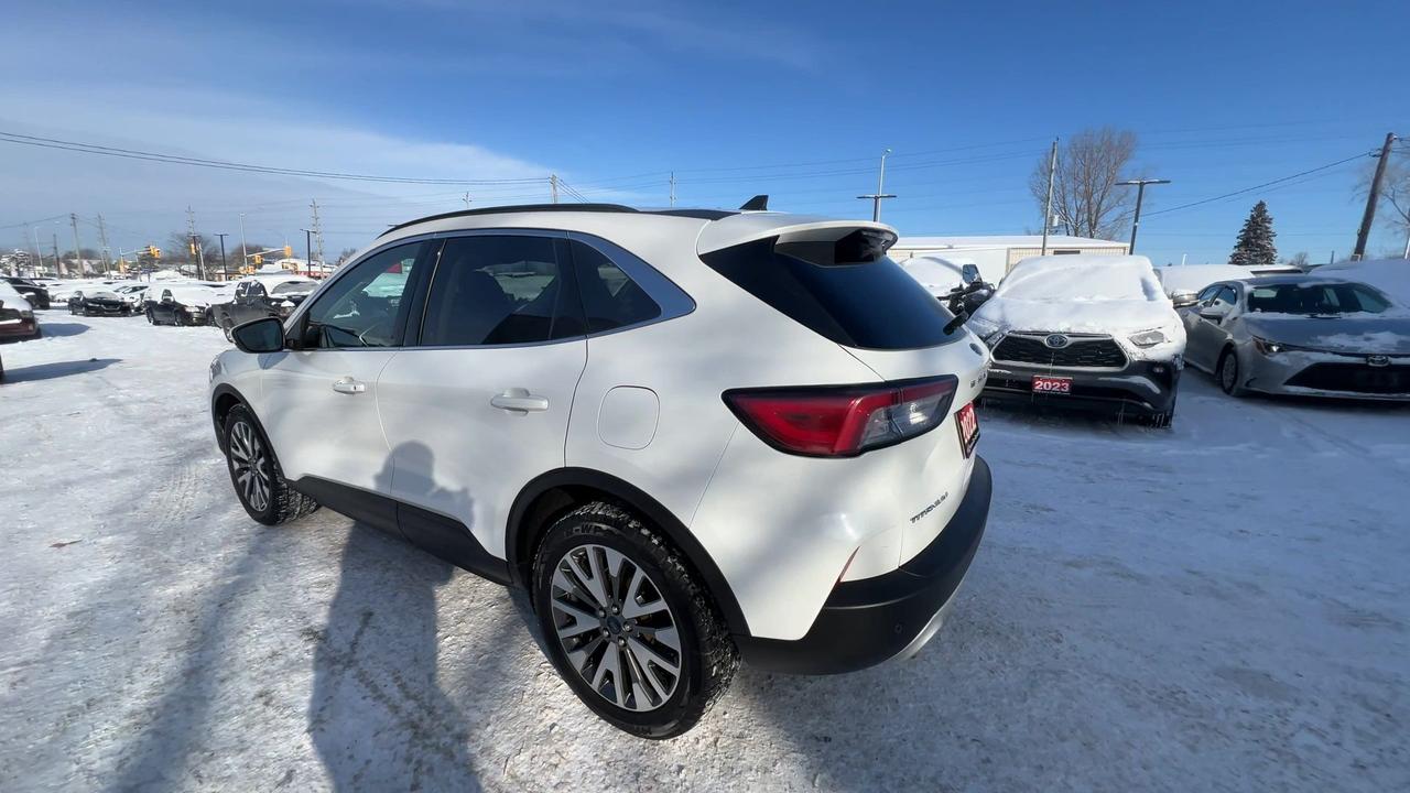 2022 Ford Escape TITANUM AWD | 250HP ECOBOOST | HTD LEATHER | NAV Photo