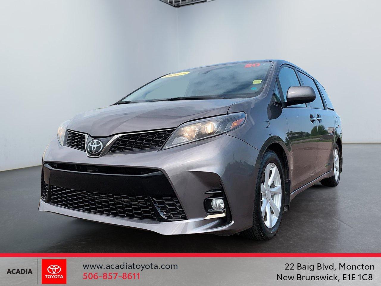 Used 2020 Toyota Sienna SE for sale in Moncton, NB