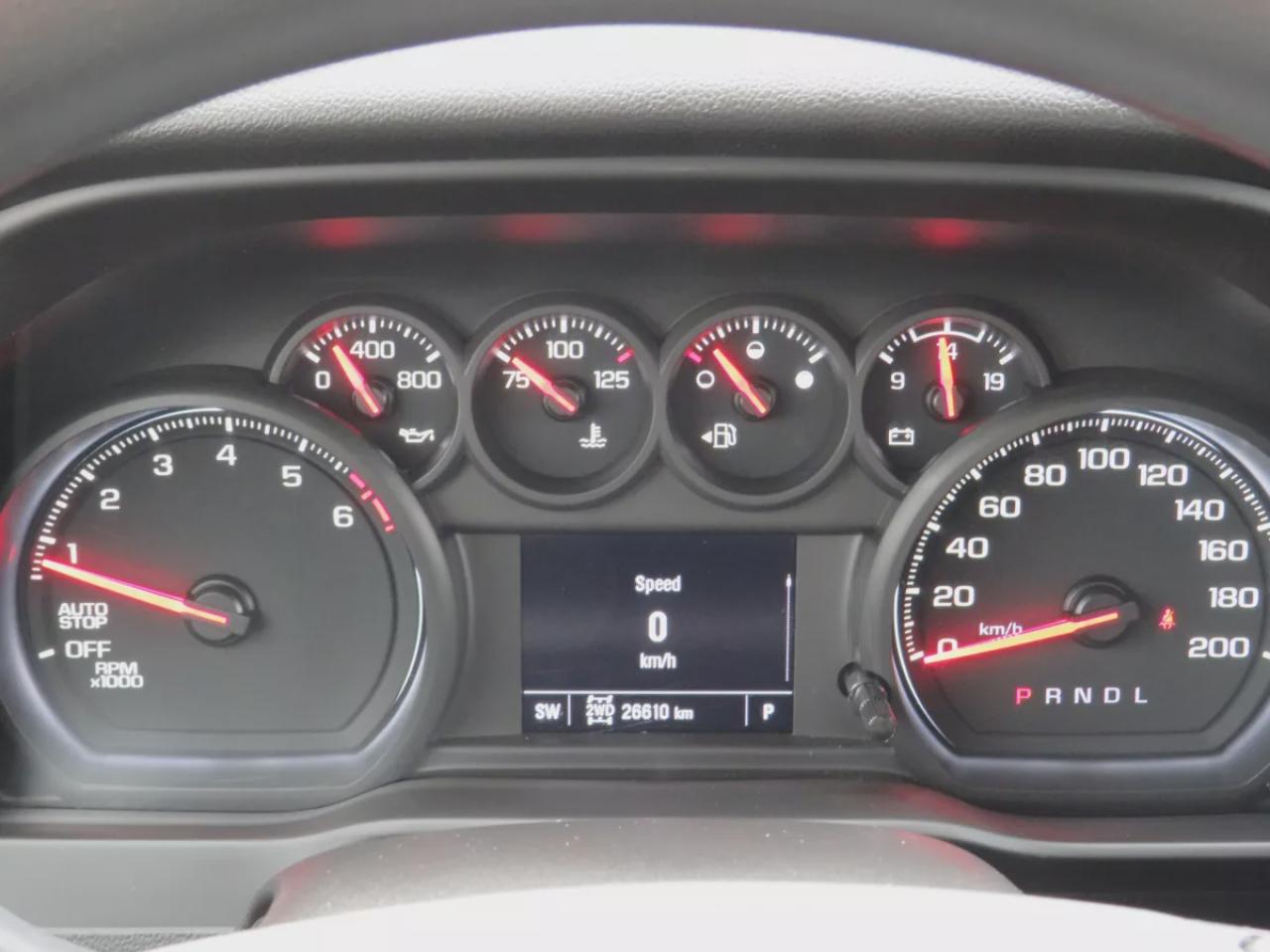 2023 Chevrolet Silverado 1500 Custom (**LOW KM**SAFETY CERTIFIED**CLEAN TITLE/NO ACCIDENTS**LOW KM**4WD**REMOTE START**ALLOY RIMS**TRAILER HITCH**REVERSE CAMERA**POWER SEATS**PUSH BUTTON START**CRUISE CONTROL**BLUETOOTH**DIGITAL TOUCHSCREEN**USB**ANDROID AUTO**APPLE CARPLAY**) Photo