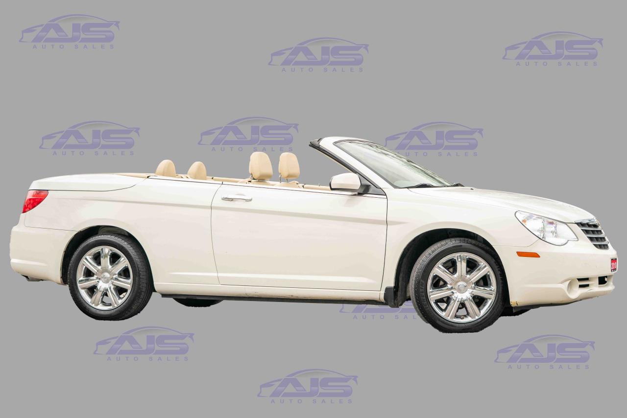 2010 Chrysler Sebring Limited Convertible - Photo #3