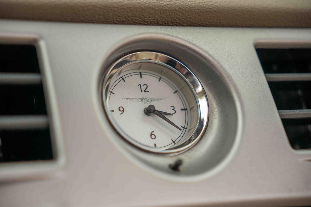 2010 Chrysler Sebring Limited Convertible - Photo #41