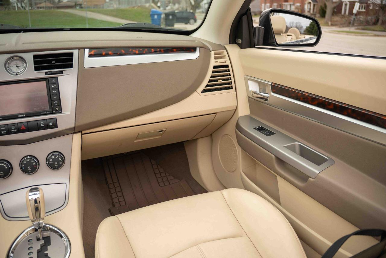 2010 Chrysler Sebring Limited Convertible - Photo #50