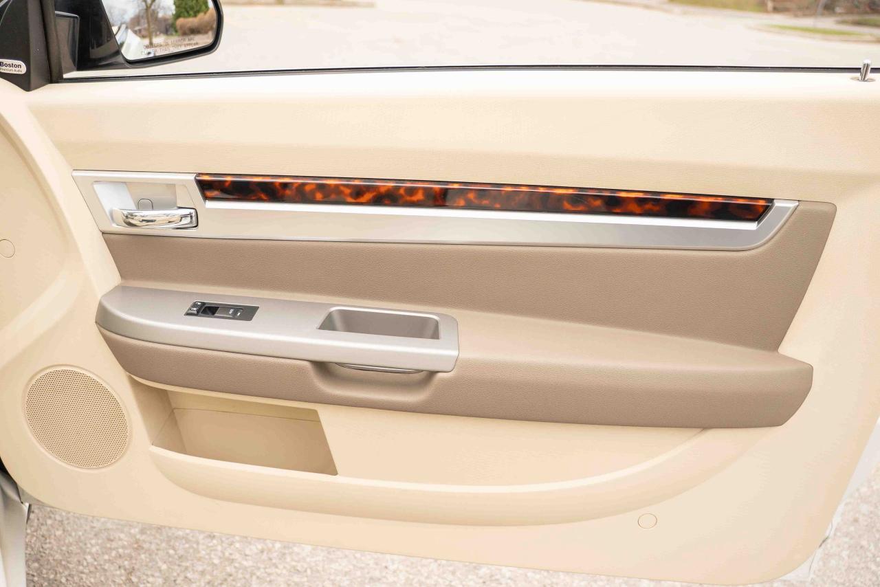 2010 Chrysler Sebring Limited Convertible - Photo #56