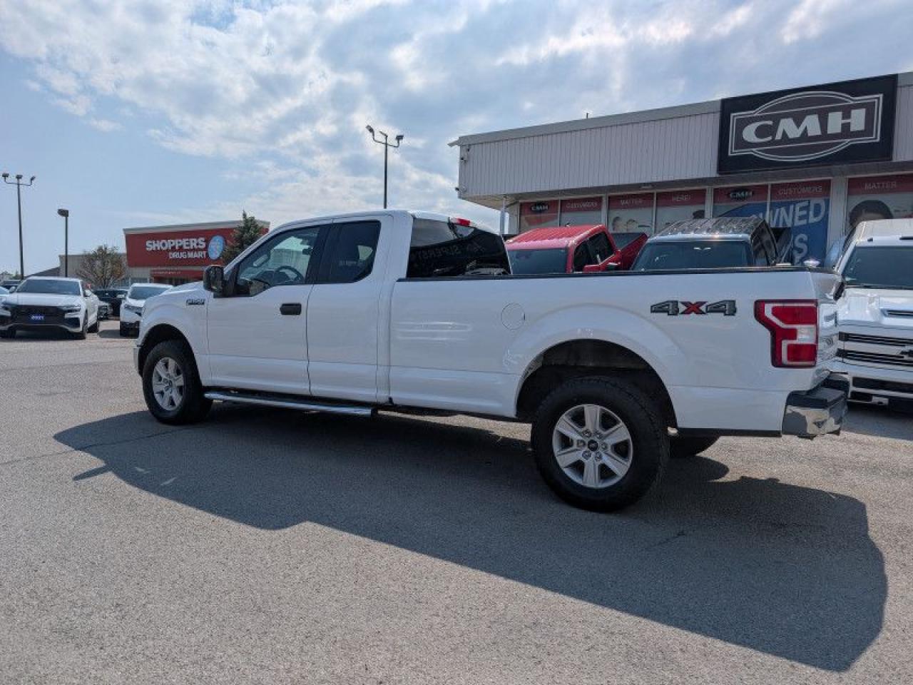 2019 Ford F-150 XLT  **3.5L V6 ECOBOOST ENGINE** Photo2