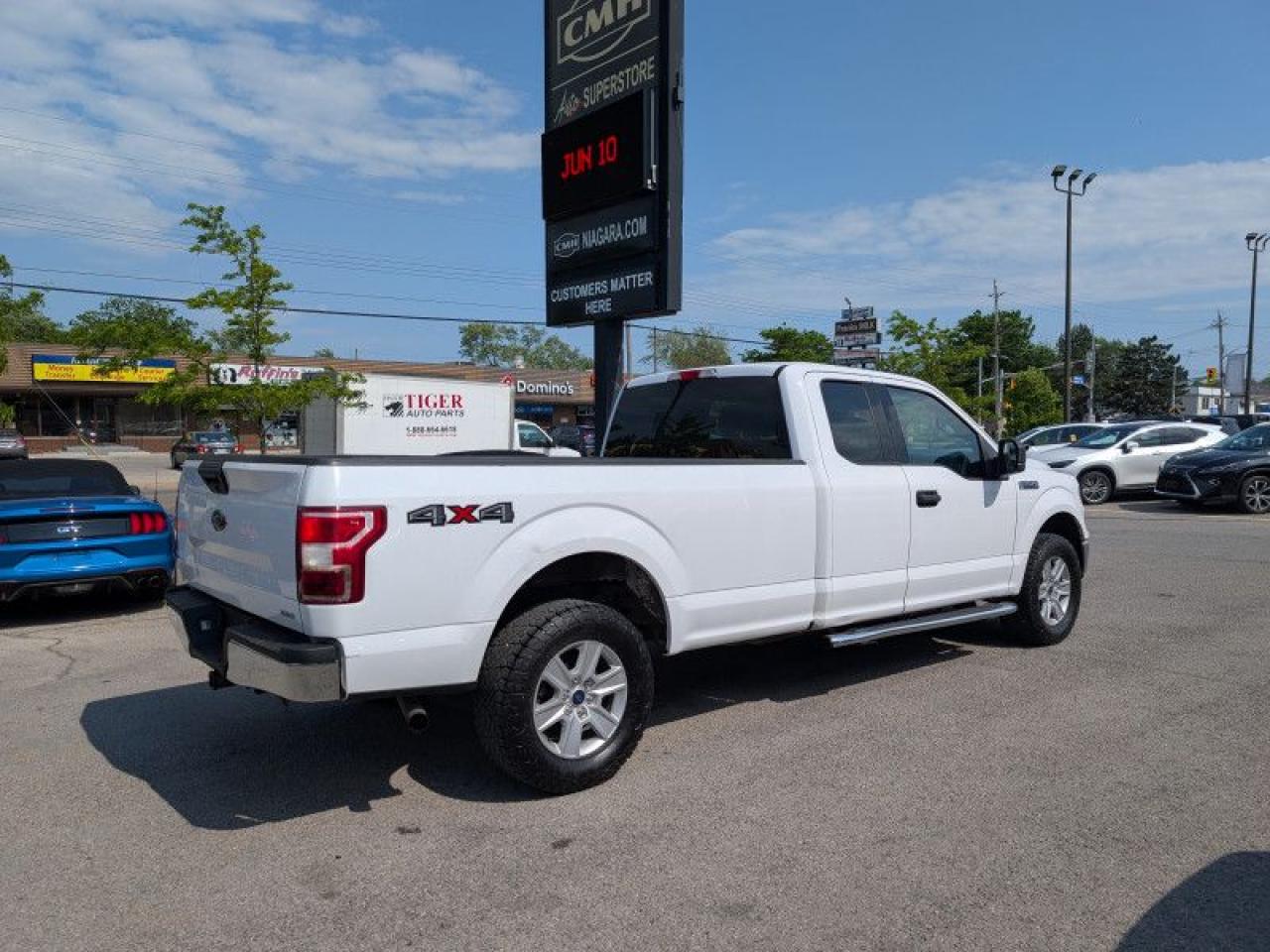 2019 Ford F-150 XLT  **3.5L V6 ECOBOOST ENGINE** Photo4