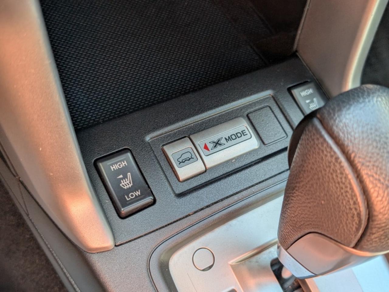 2014 Subaru Forester 2.0XT Touring  **LEATHER - SUNROOF** Photo
