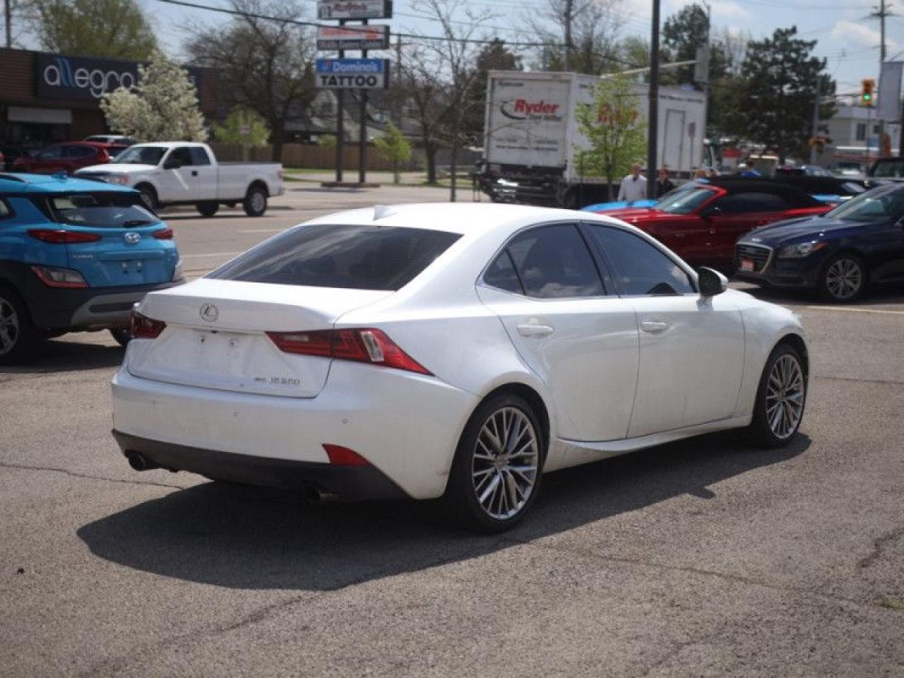 2014 Lexus IS 250 250  **SUNROOF - BLIND SPOT - HTD SW** Photo3