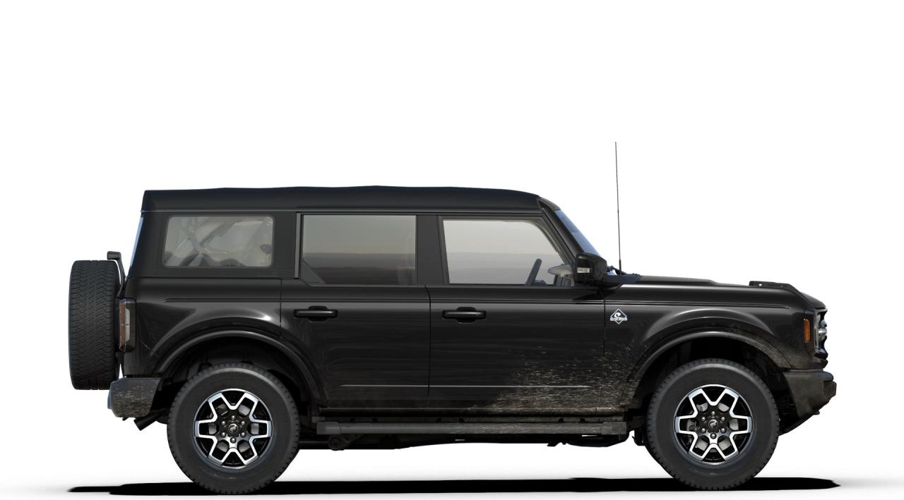2025 Ford Bronco Outer Banks Photo4