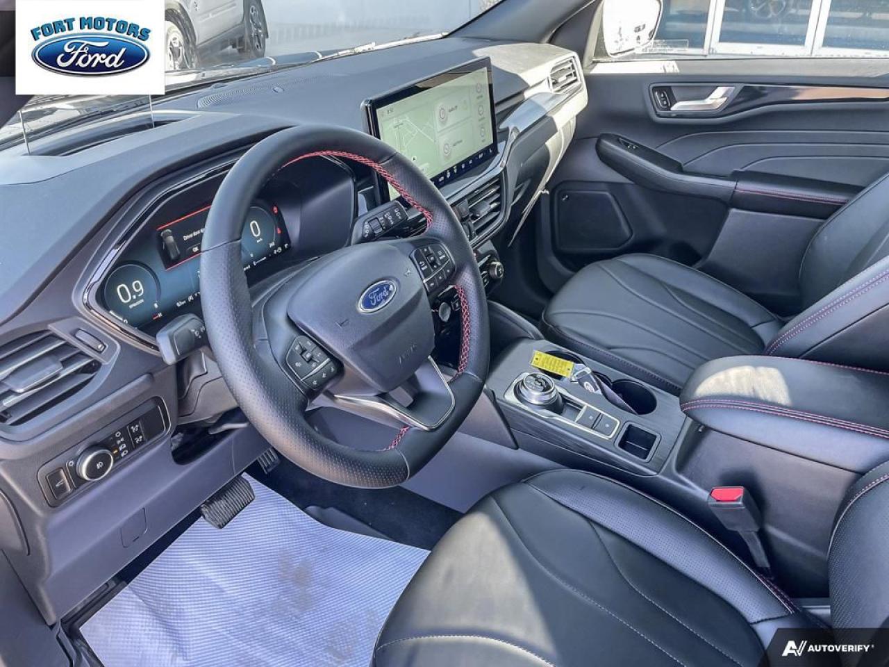 2025 Ford Escape ST-Line Elite Photo5
