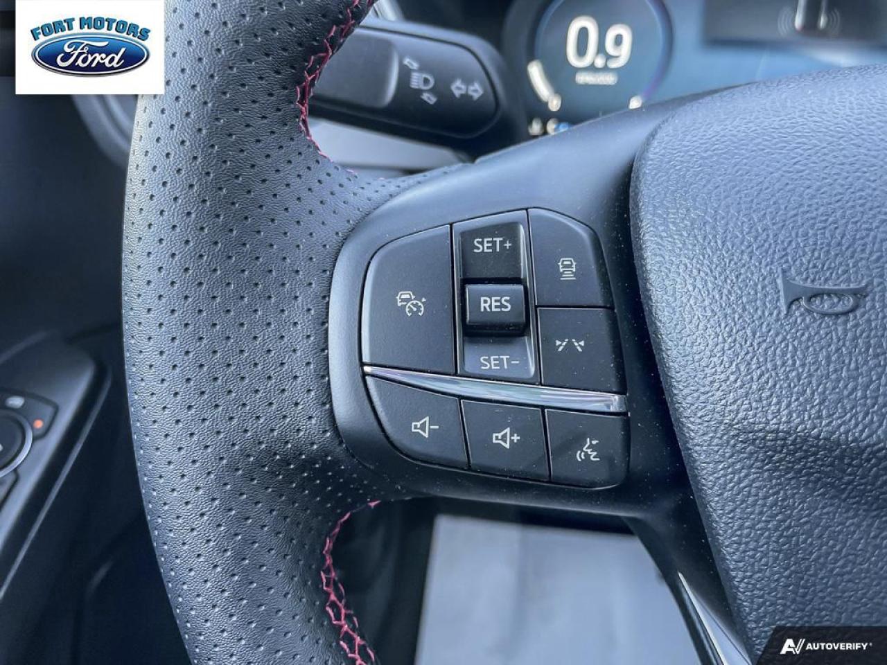 2025 Ford Escape ST-Line Elite Photo5