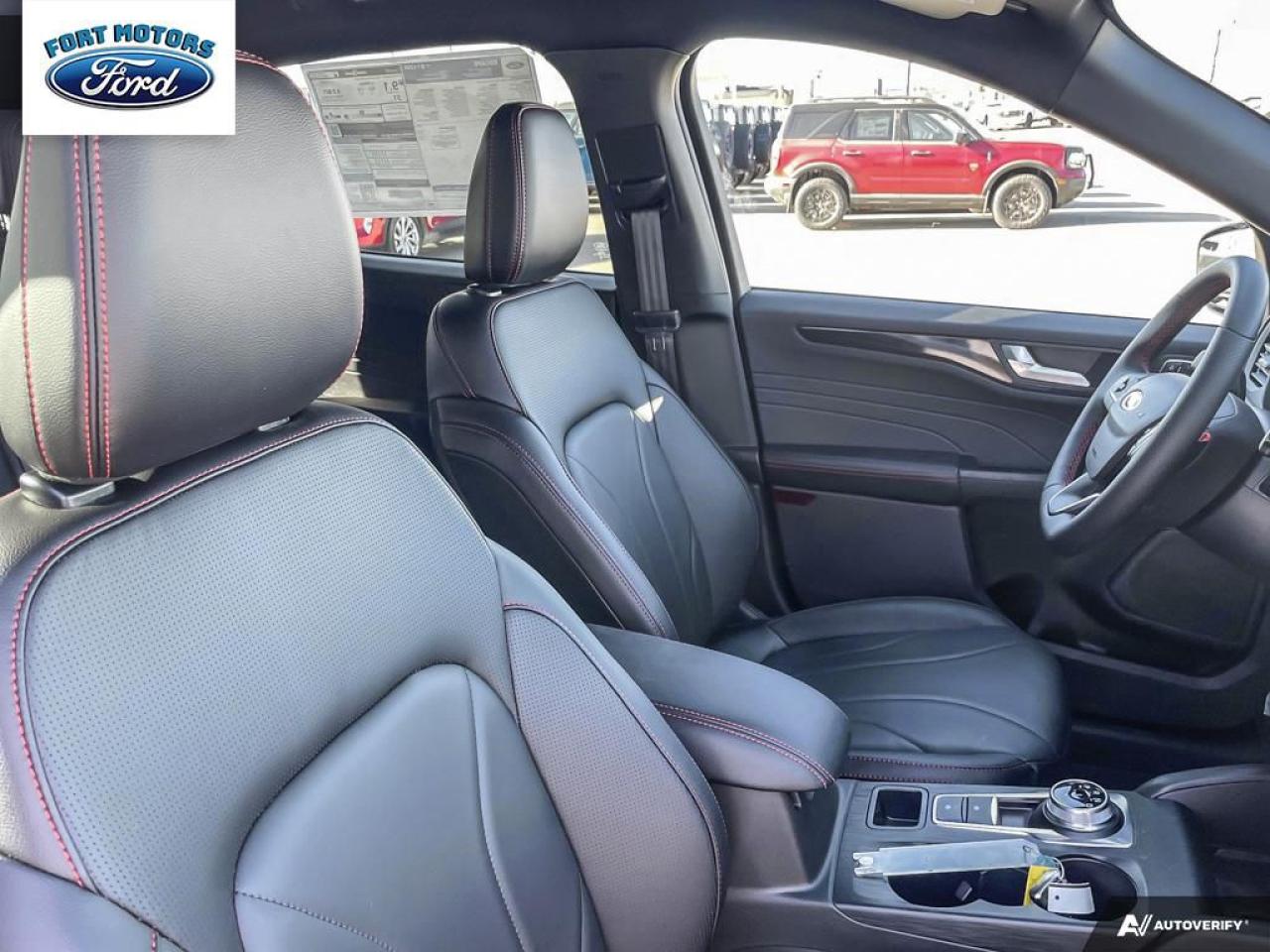 2025 Ford Escape ST-Line Elite Photo5