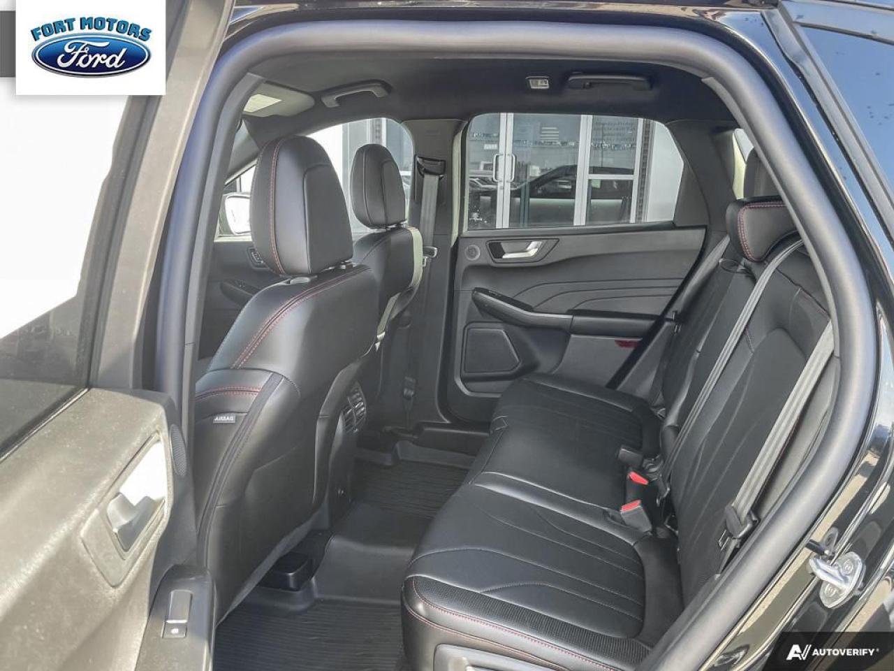 2025 Ford Escape ST-Line Elite Photo5