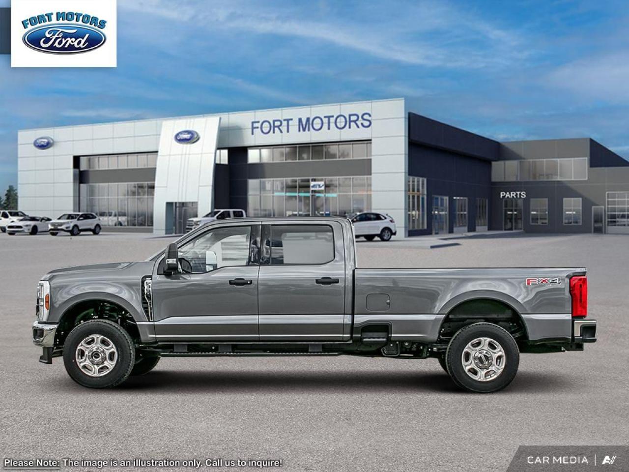 2025 Ford SUPERDUTY F-350® XLT Photo2