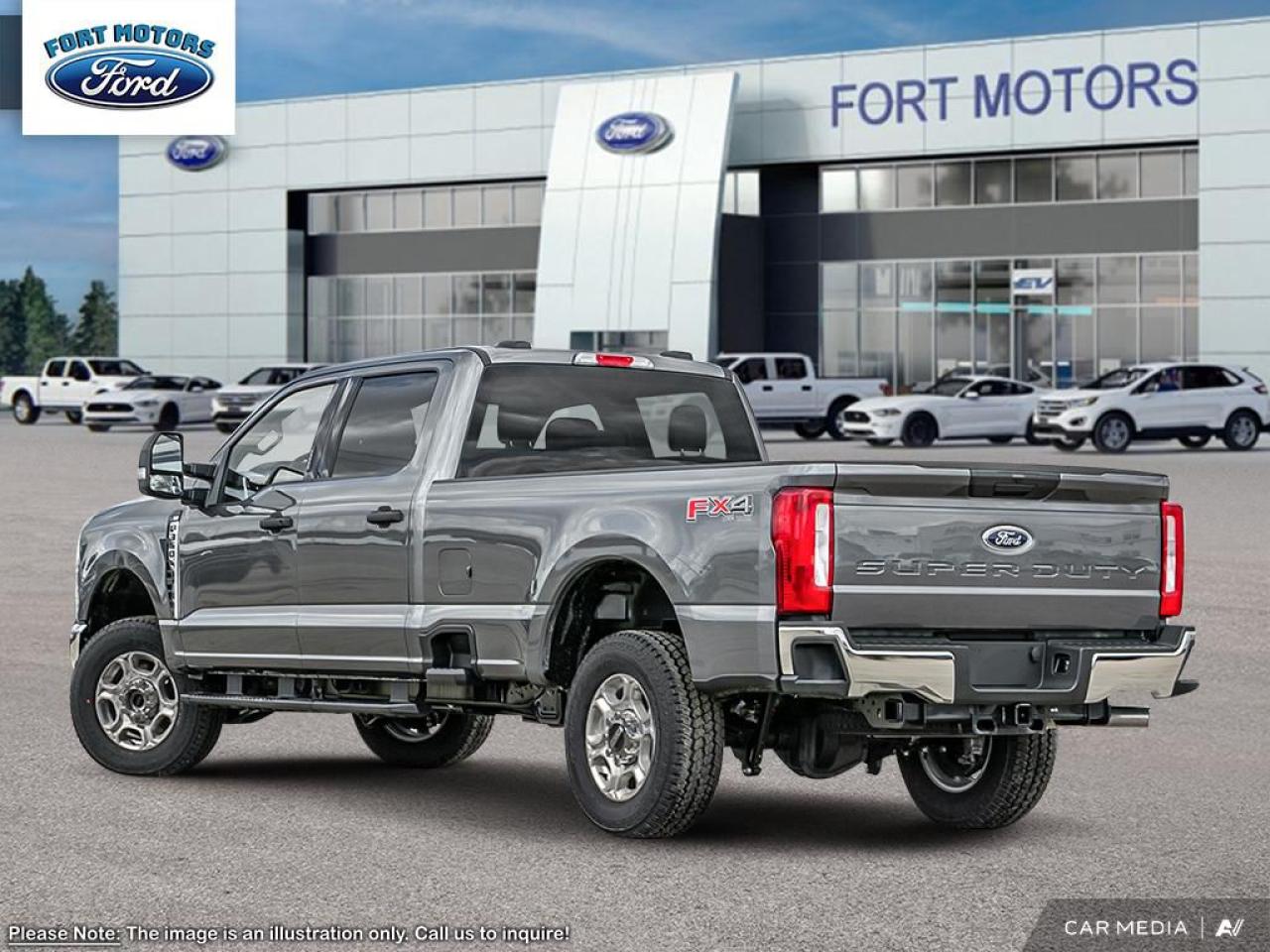 2025 Ford SUPERDUTY F-350® XLT Photo3