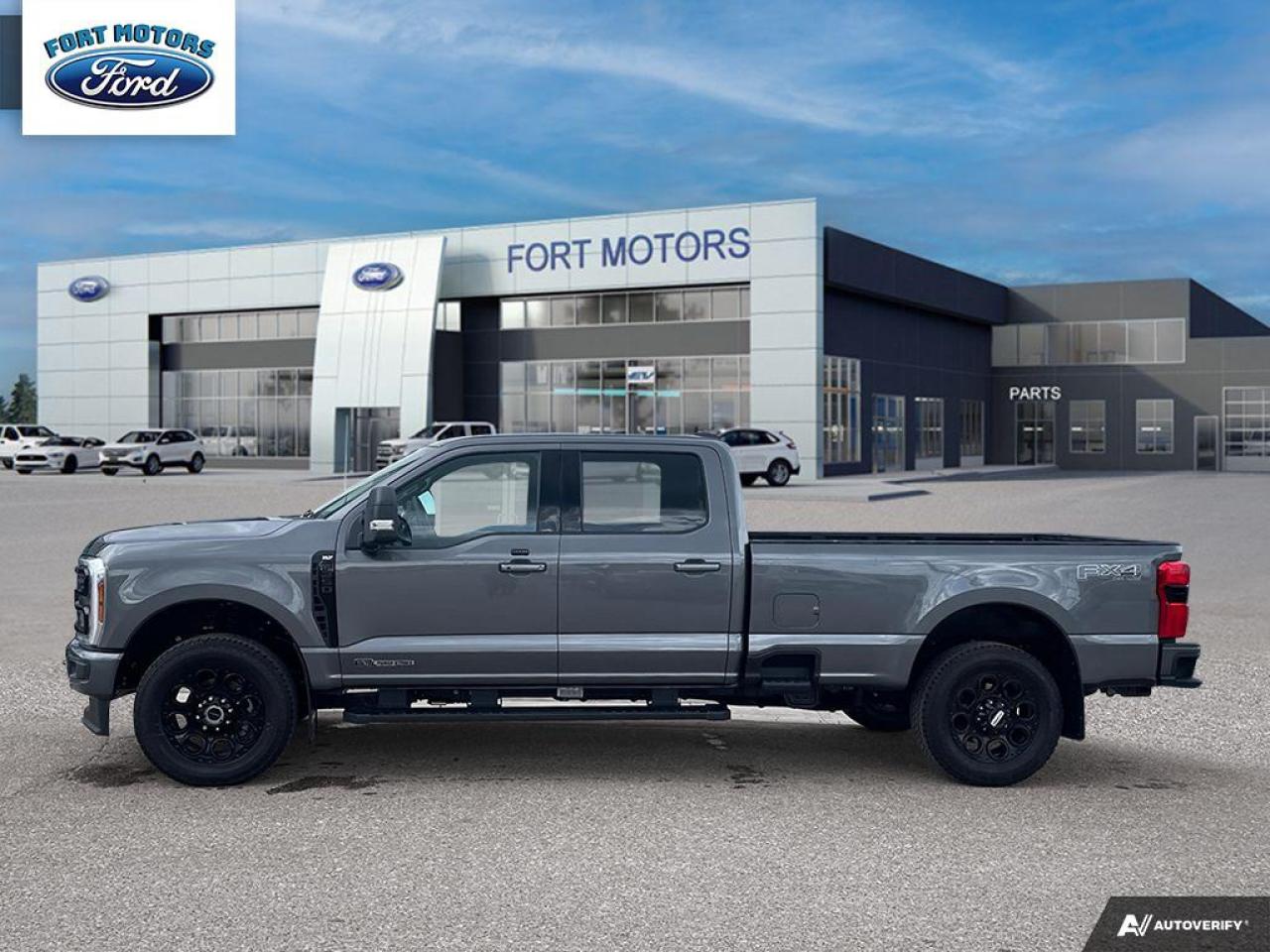2025 Ford SUPER DUTY F-350 SRW F-350® XLT Photo